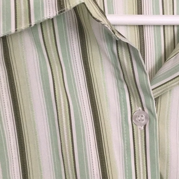 DCC Woman long-sleeved blouse, size 2X, fitted - Picture 2 of 8